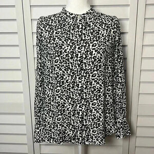 LOFT Leopard Print Long Sleeve Crossover Back Utility Button Down Top Size Small